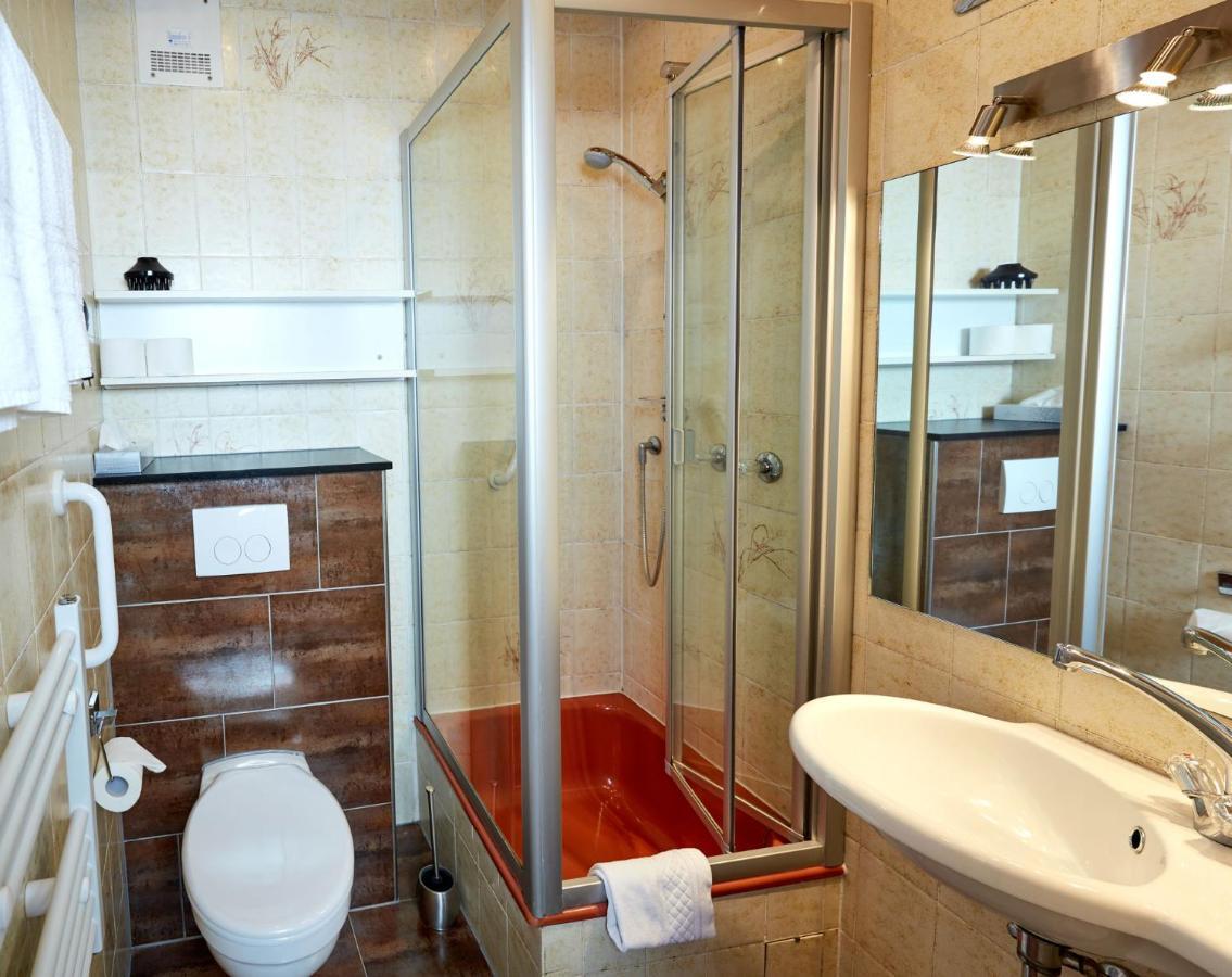 Hotel-Restaurant Maas Lutzerath Luaran gambar